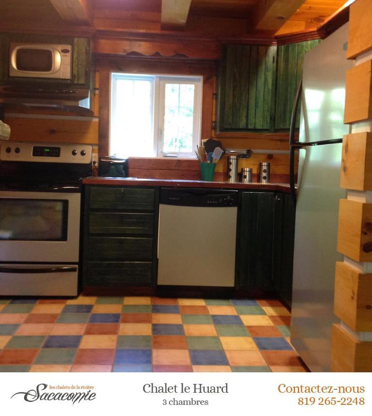 فيلا بلدية سان ألكسيس دي مونتفي Chalets De La Riviere Sacacomie المظهر الخارجي الصورة