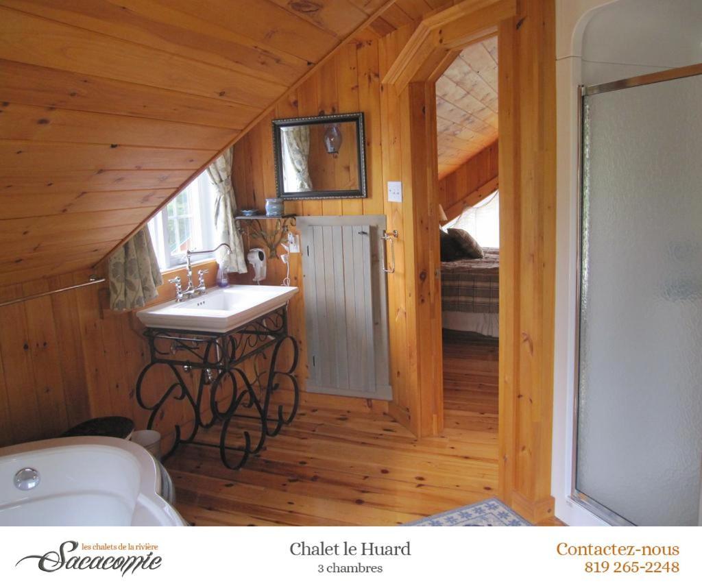 فيلا بلدية سان ألكسيس دي مونتفي Chalets De La Riviere Sacacomie المظهر الخارجي الصورة
